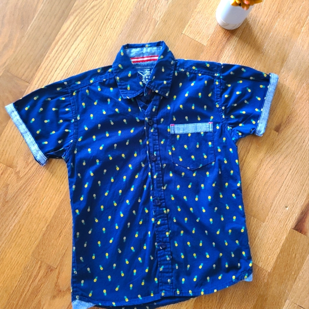 Faze1 Boys Pineapple Button-Up Shirt NWOT